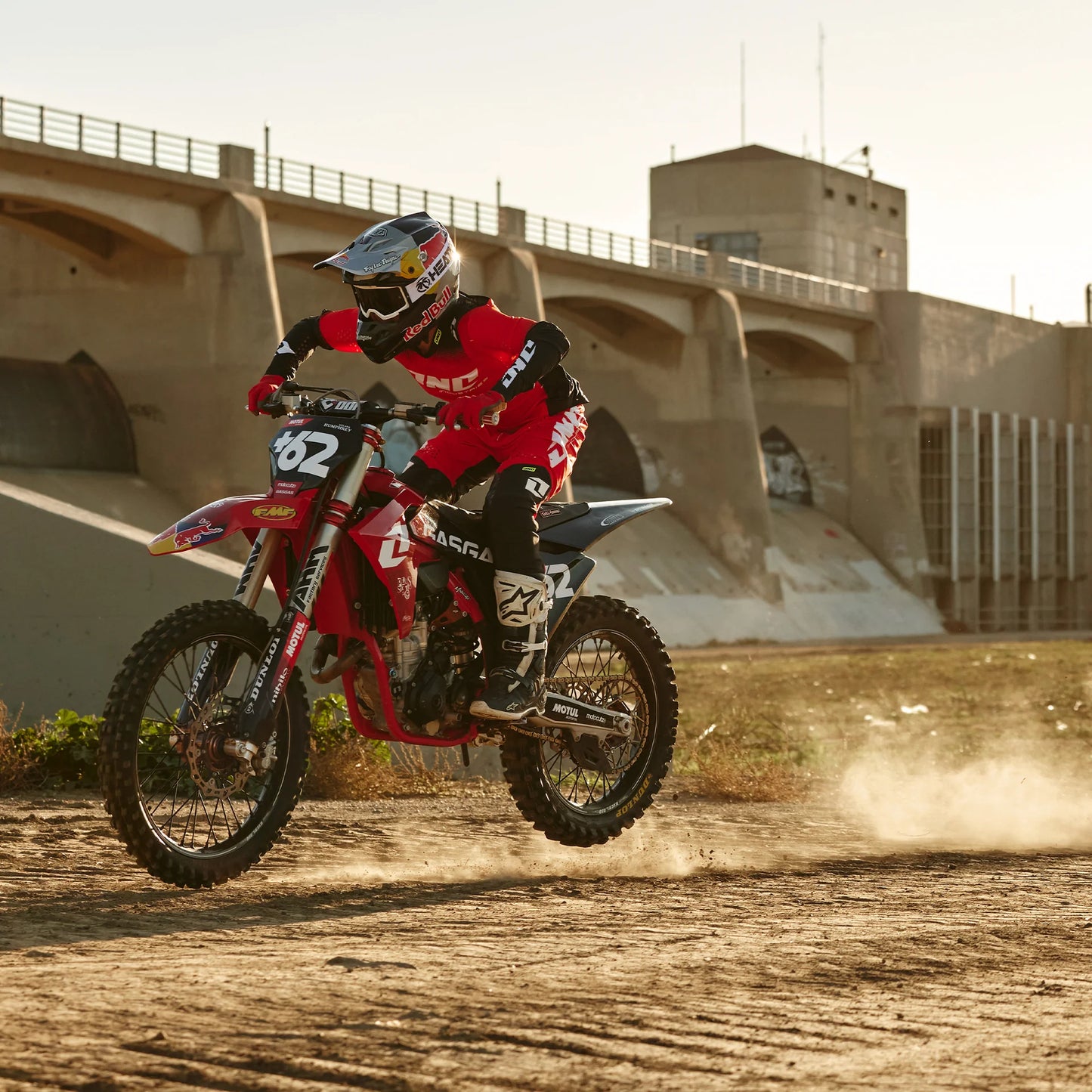 One industries X-197 SCORCH red - Botos Motors Tuning