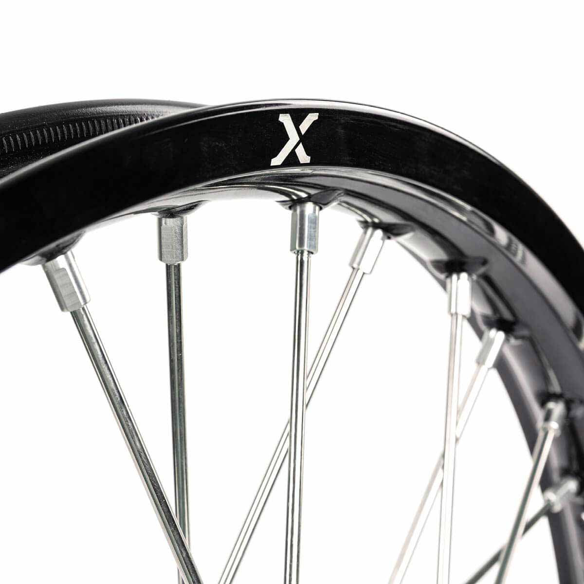 X-GRIP hátsó 18'-19' komplett kerék V1 (több szín) - Botos Motors Tuning