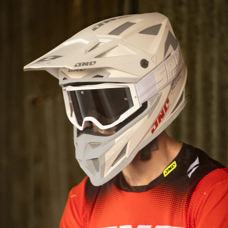 One industries X-297 FOCUS white/gray - Botos Motors Tuning