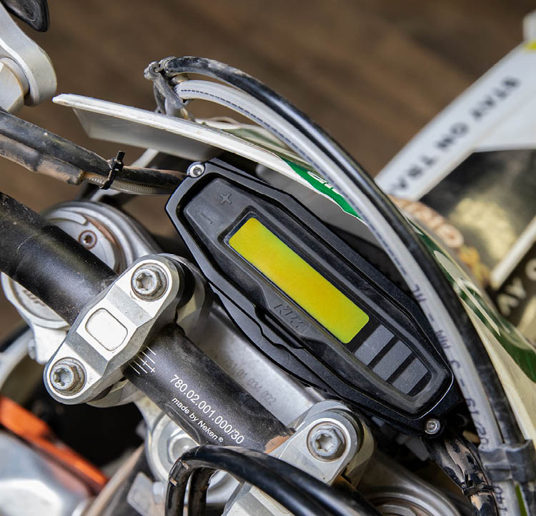 X-GRIP km óra védő KTM-Husqvarna-GasGas - Botos Motors Tuning