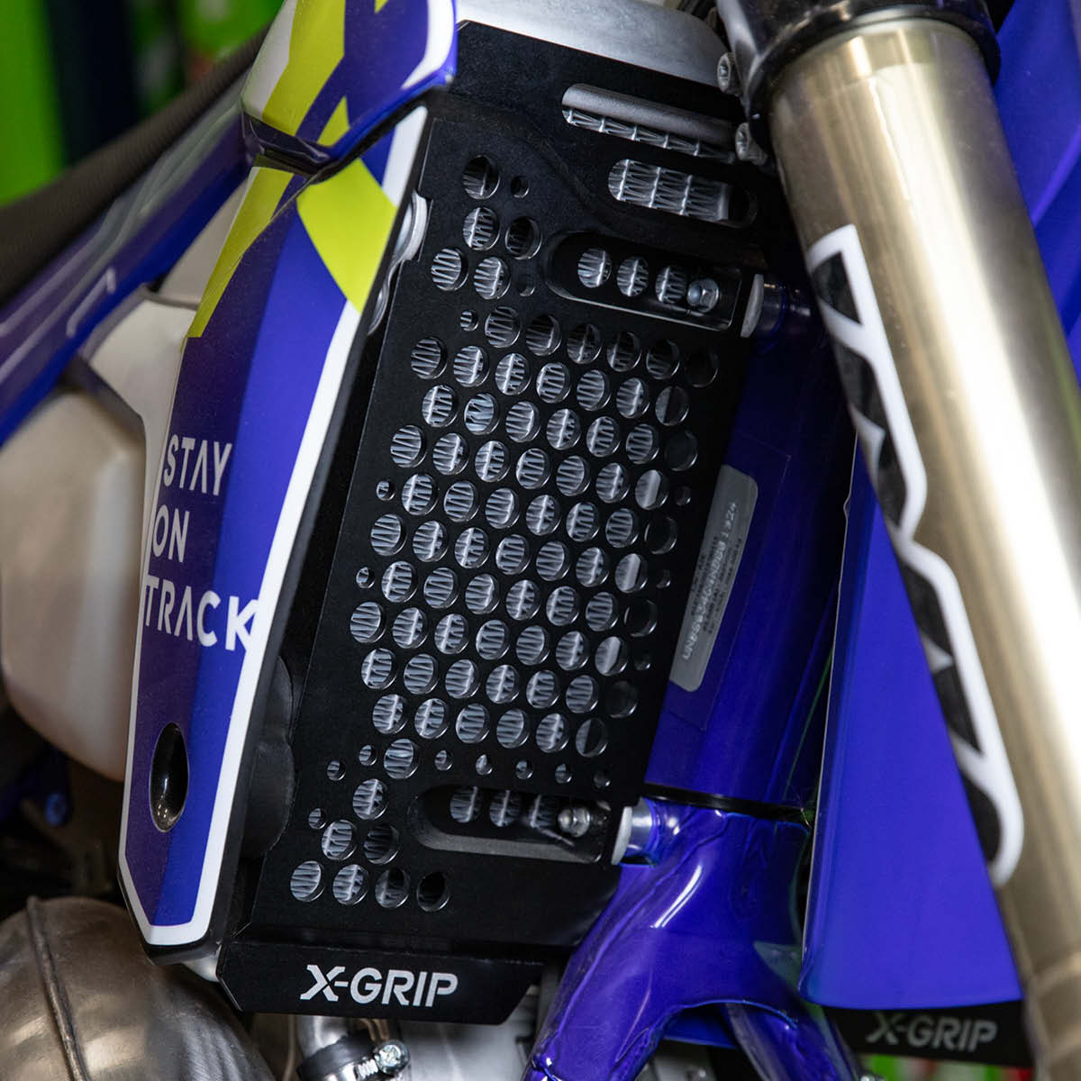 X-GRIP hűtővédő Sherco több színben - Botos Motors Tuning
