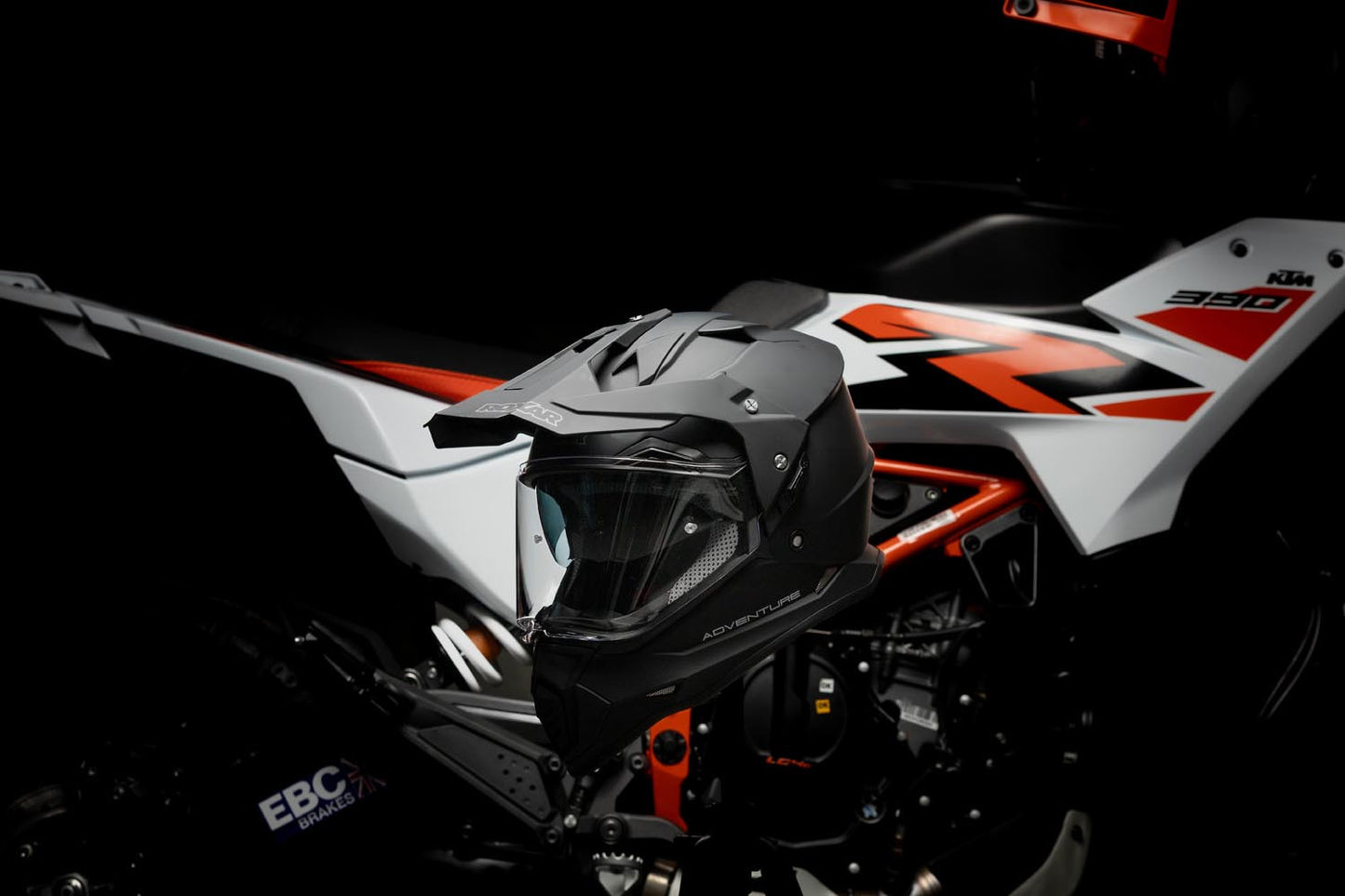 Roxar ADV Z-line Blamat bukósisak - Botos Motors